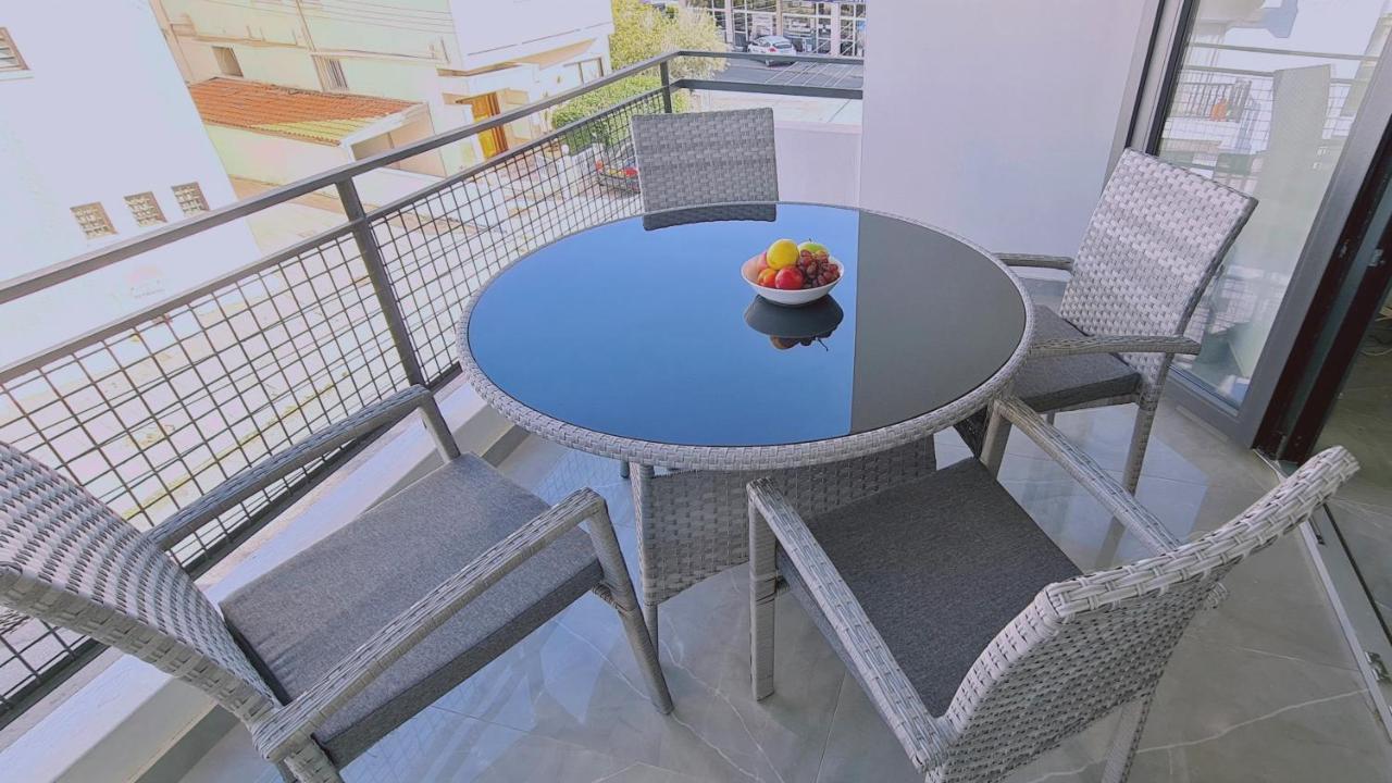 Stay Centro Apartment Larnaca Luaran gambar